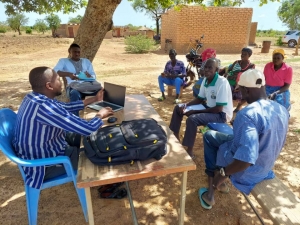 Suivi et évaluation des initiatives paysannes à Dapelogo dans le village de Gonsin