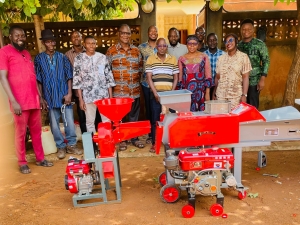 Remise du matériels de broyage et de moulage aux organisations paysannes